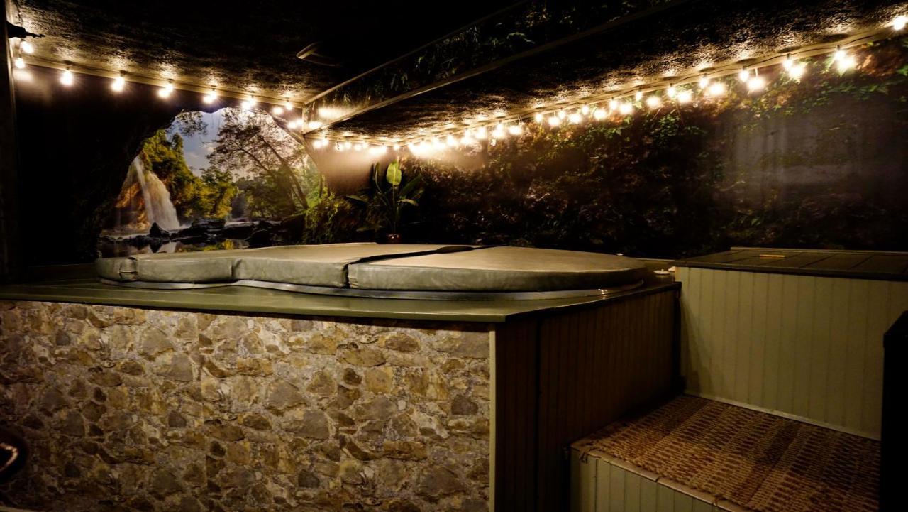 Hotel Frankfort & Restaurant エクステリア 写真